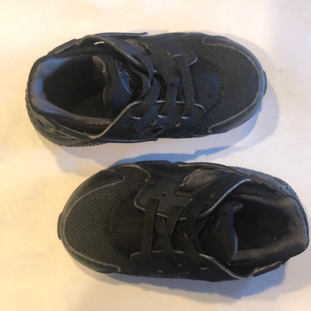 Toddler size Huarache’s